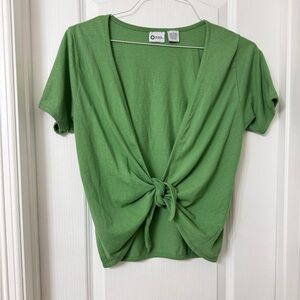 Stitch Trend short sleeve V-neck front tie crop top Size L